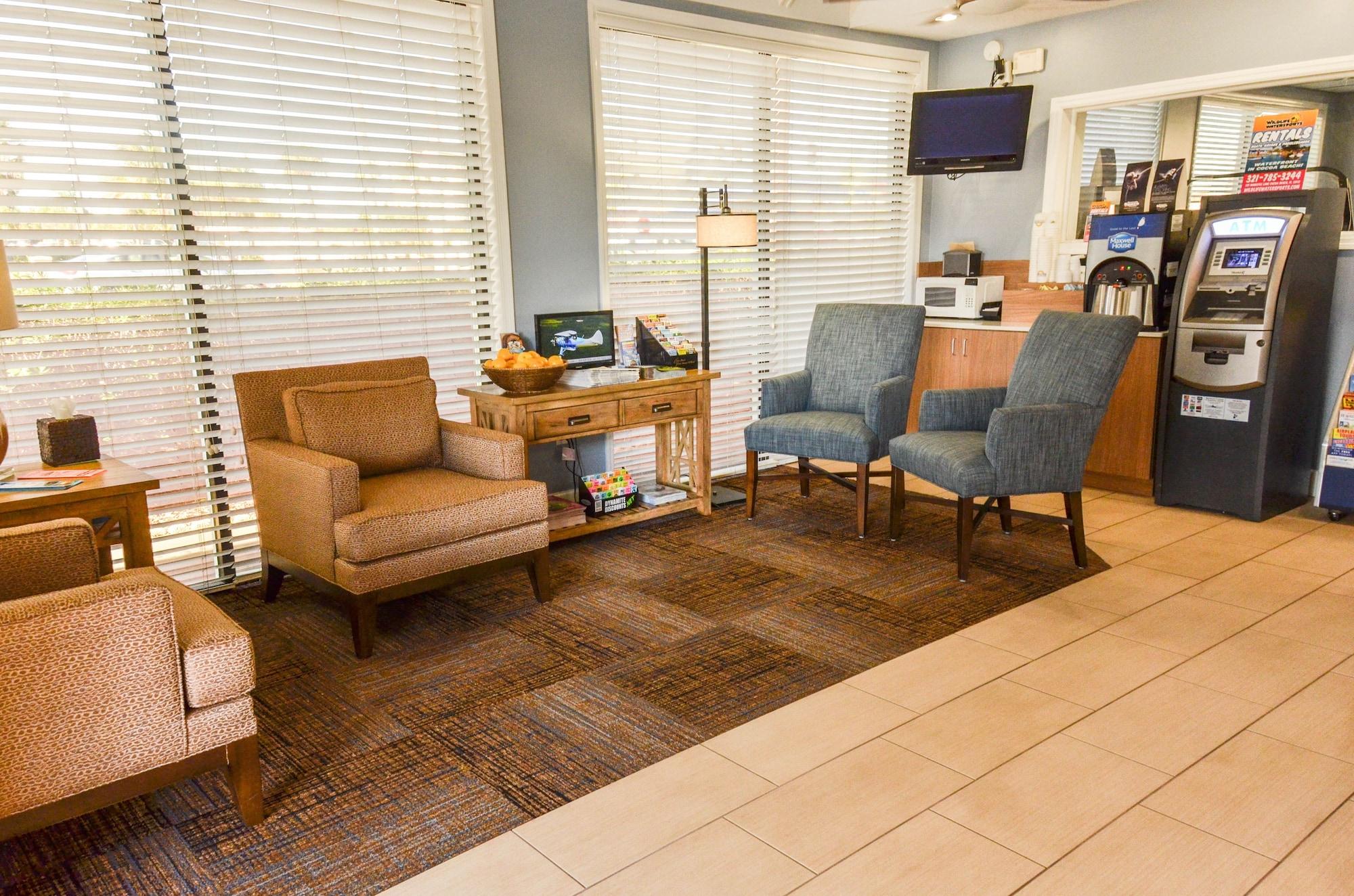 Days Inn By Wyndham Cocoa Beach Port Canaveral Esterno foto
