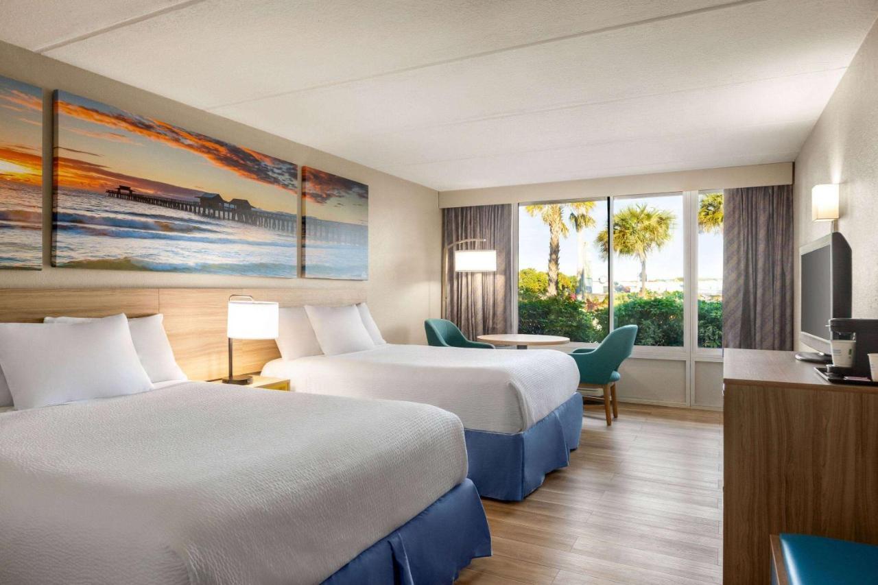 Days Inn By Wyndham Cocoa Beach Port Canaveral Esterno foto