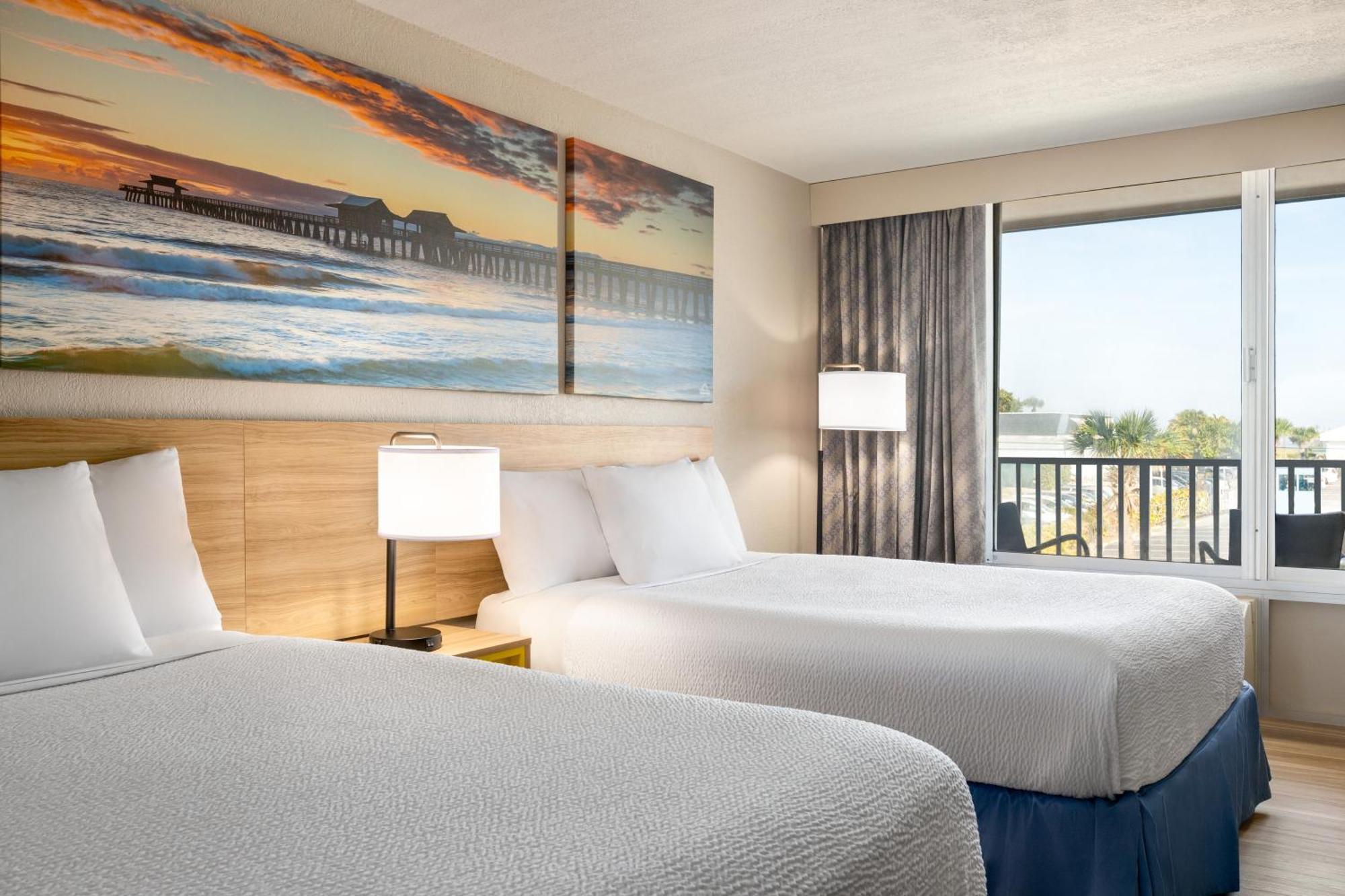 Days Inn By Wyndham Cocoa Beach Port Canaveral Esterno foto